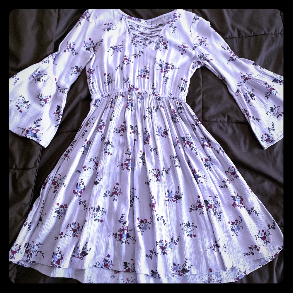 Light purple long/belle sleeve dress mid thigh